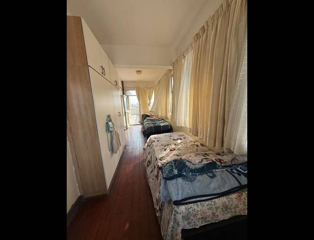 5 BEDROOM APARTMENT FOR SALE IN DURBAN CBD
